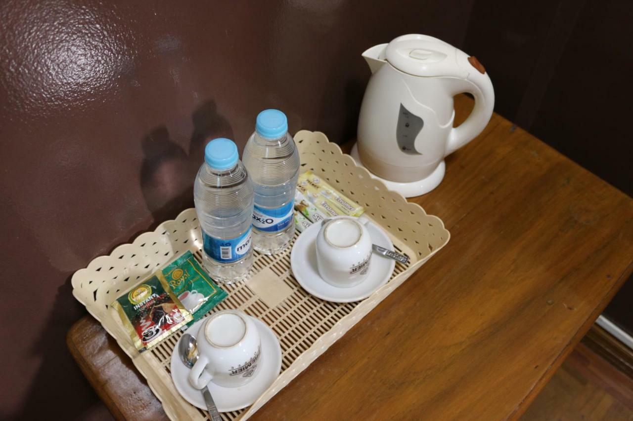 San Yar Shwe Pyi Hotel Yangon Esterno foto